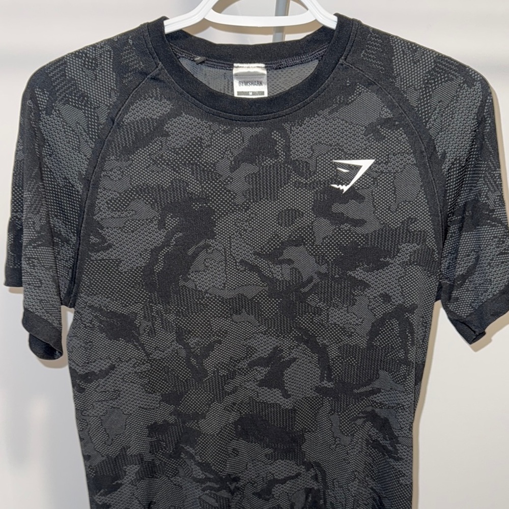 Gymshark Charcoal Camo Geometric Tee